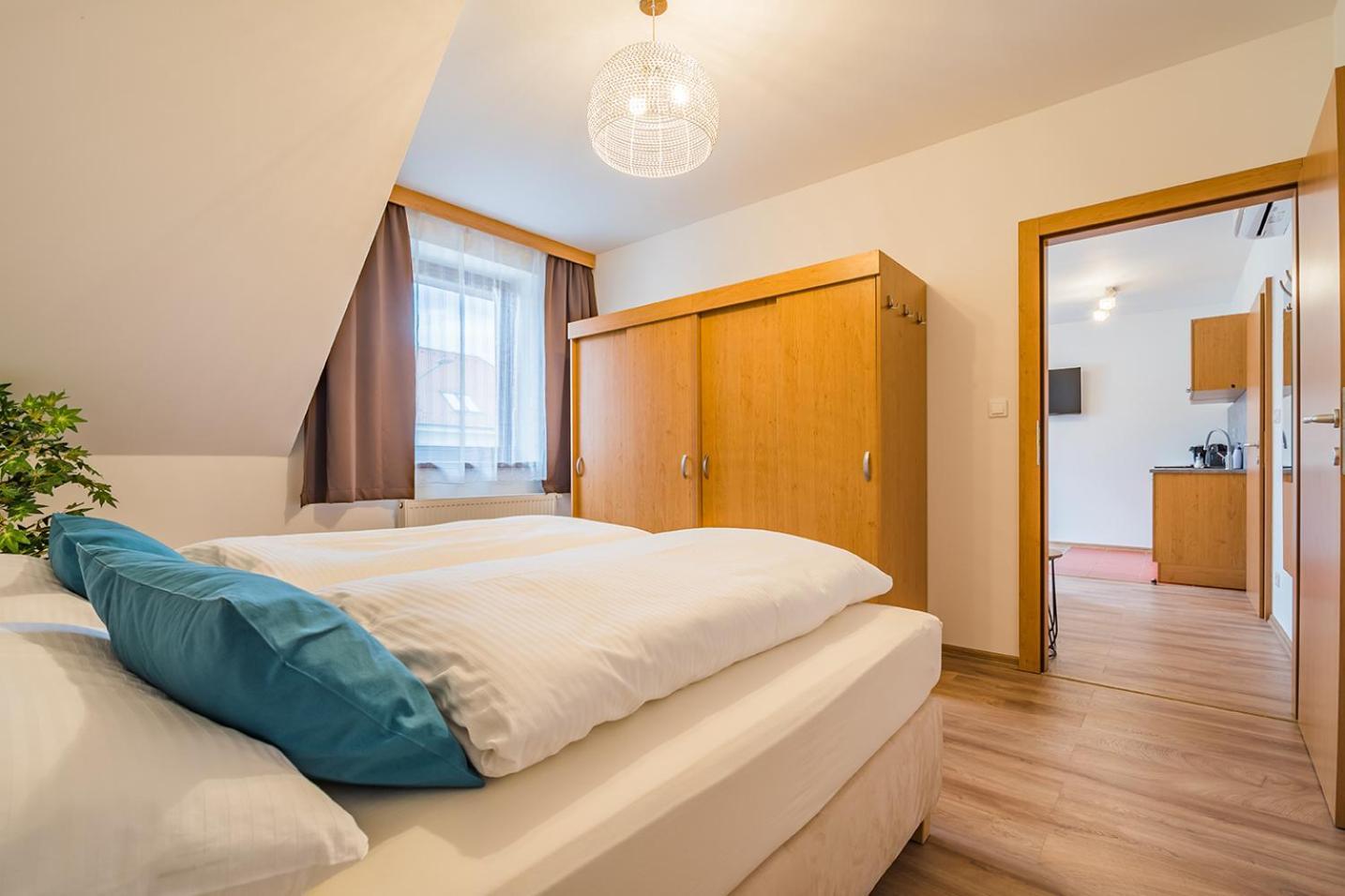 Apartman Solaris Кийов Екстериор снимка