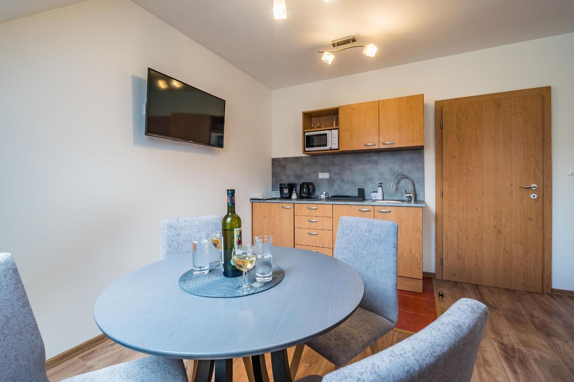 Apartman Solaris Кийов Екстериор снимка