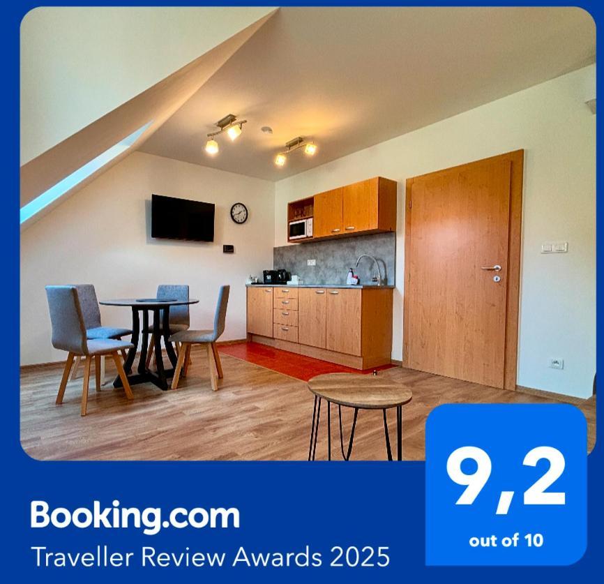 Apartman Solaris Кийов Екстериор снимка